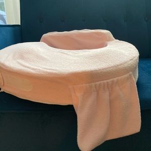 Like new my best friend nursing pillow
